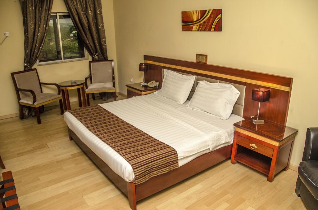 Hotel Rosebud Abuja Kültér fotó