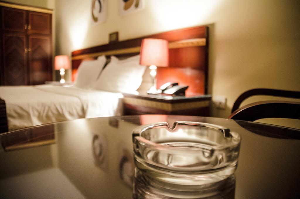 Hotel Rosebud Abuja Kültér fotó