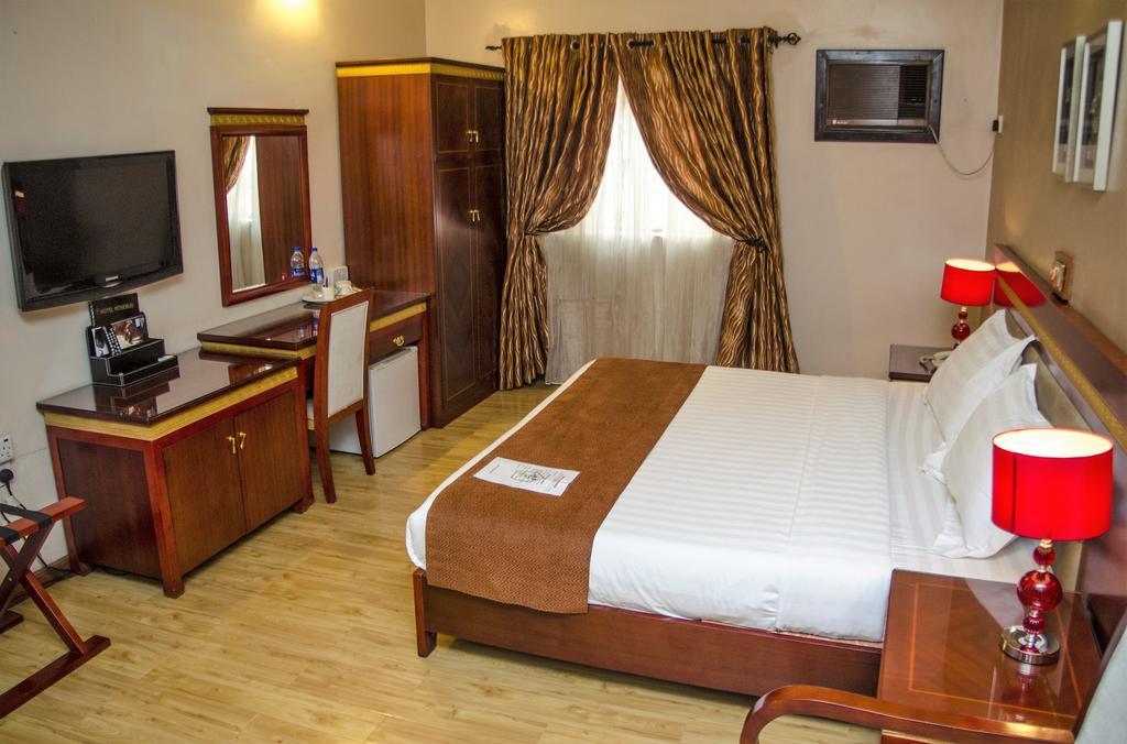 Hotel Rosebud Abuja Kültér fotó