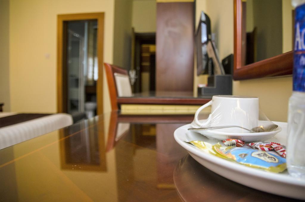 Hotel Rosebud Abuja Kültér fotó